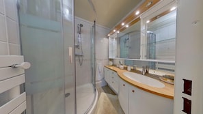Dusche, Haartrockner