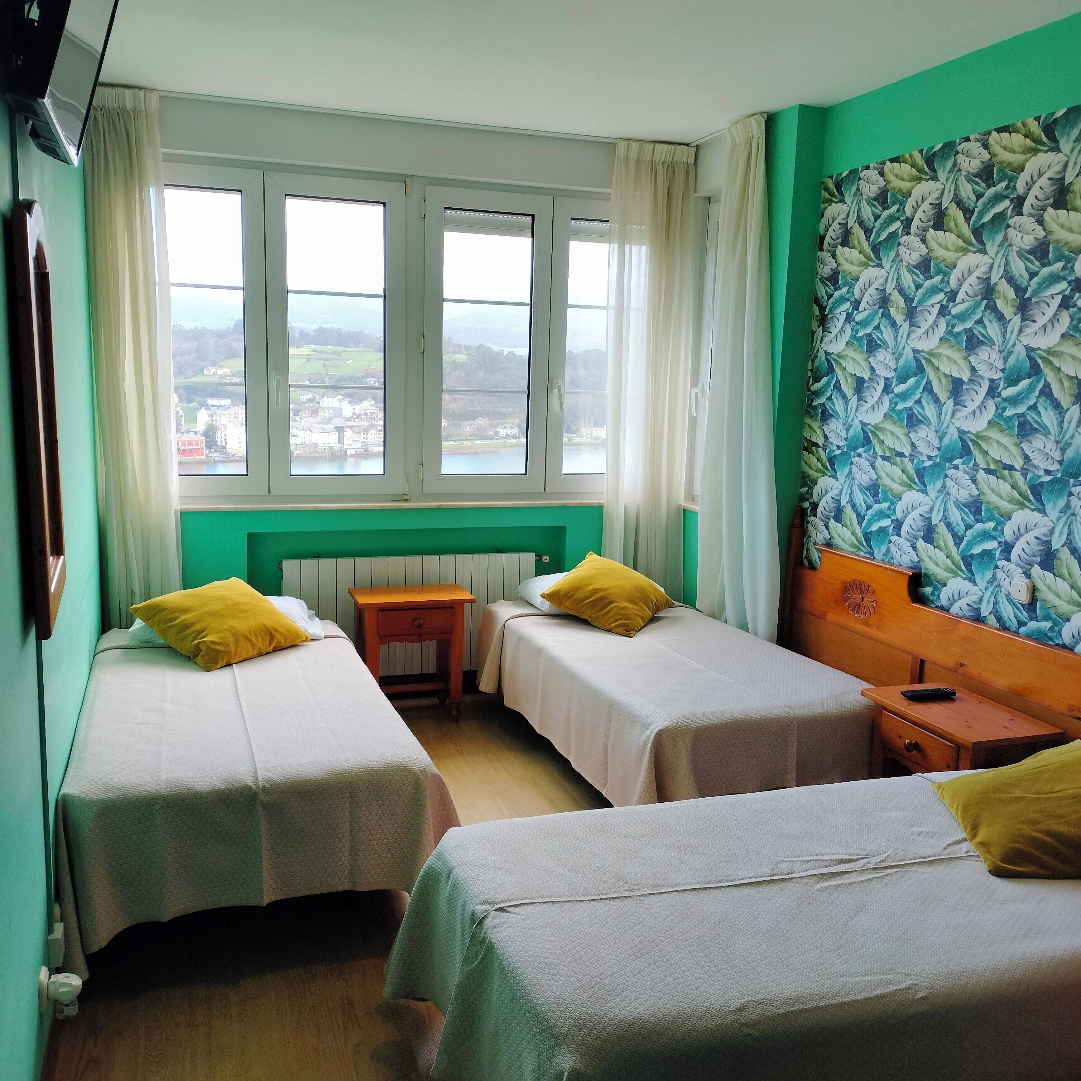 Escritorio y wifi gratis 