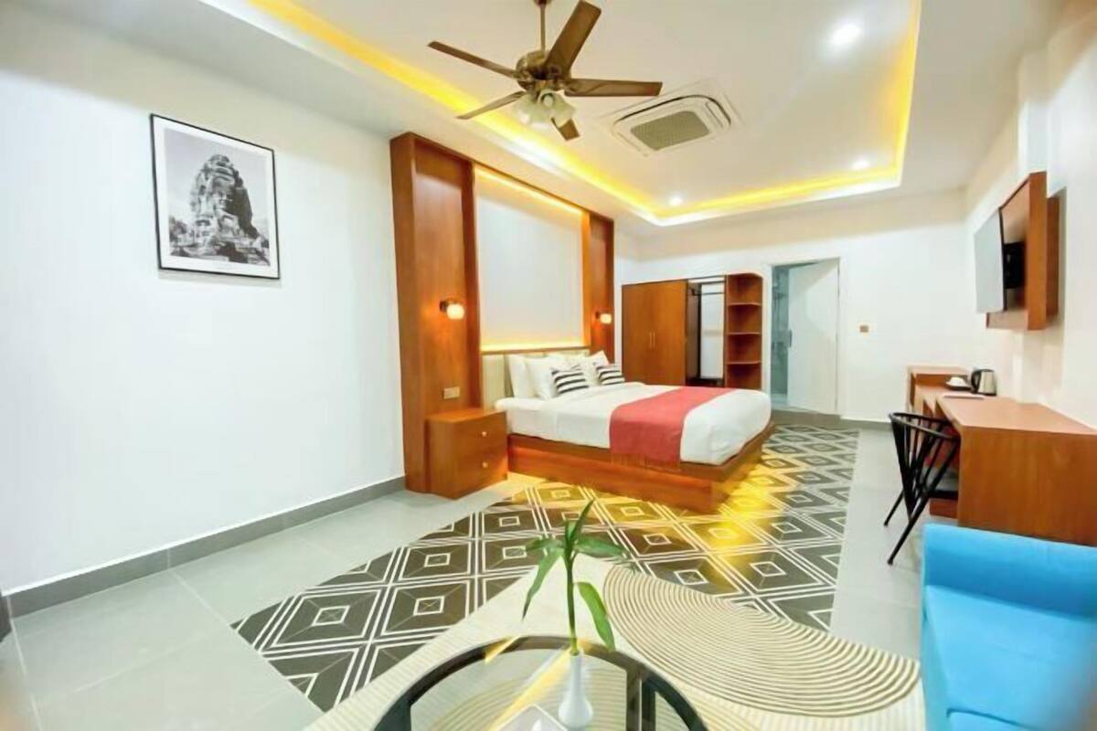 1 chambre, décoration personnalisée, ameublement personnalisé, bureau