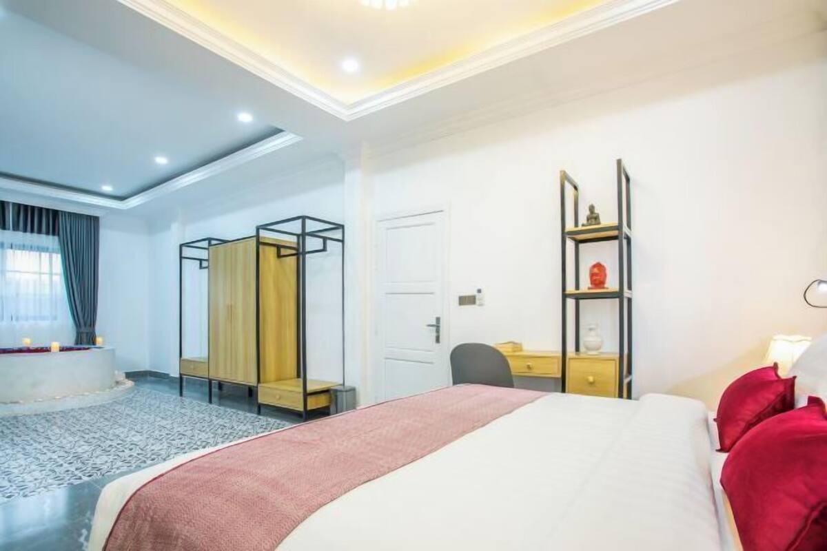 1 chambre, décoration personnalisée, ameublement personnalisé, bureau