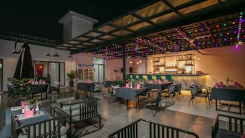 Bar (en el alojamiento)