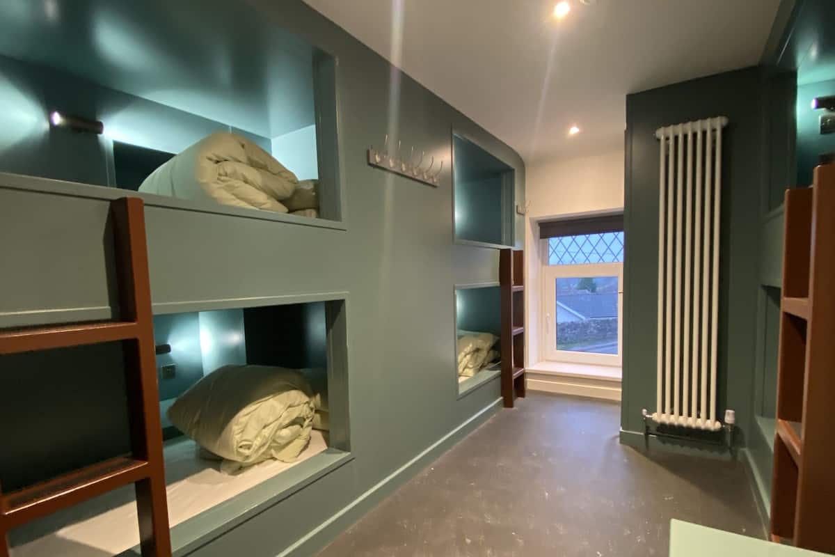 Standard Room, Multiple Beds, Mountain View | WiFi (free)