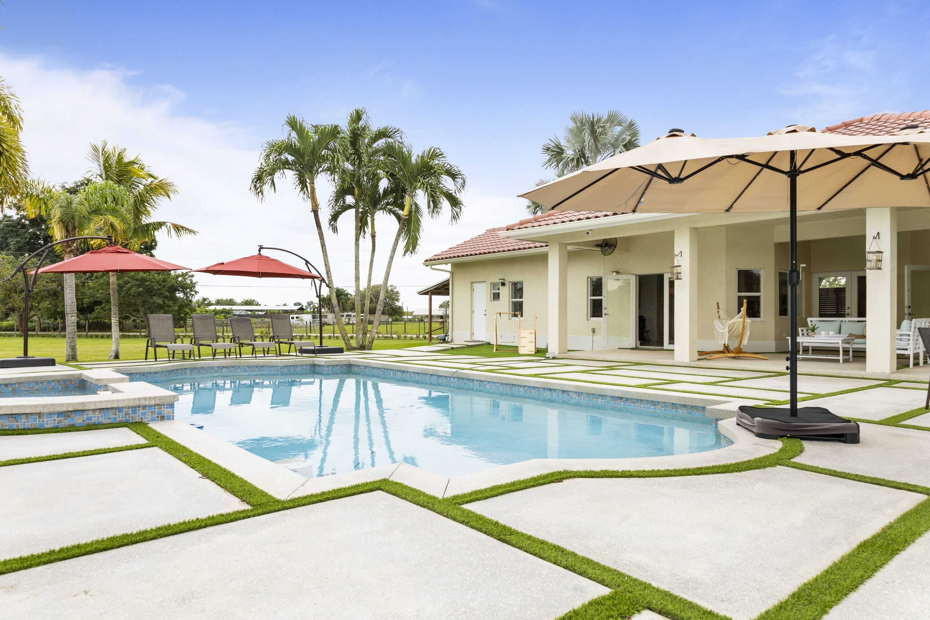 Saddle Ranch, Pool and Modern Grounds
