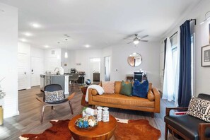 Smart TV, fireplace, offices, printers