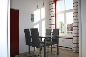 Dineren