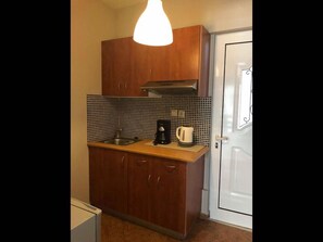 Kamer, 1 slaapkamer, balkon | Privékeuken