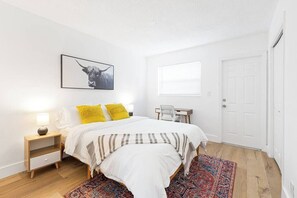 2 habitaciones, tabla de planchar con plancha y wifi 