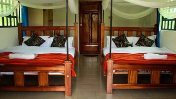 Deluxe Double or Twin Room | Hypo-allergenic bedding, individually furnished, desk, laptop workspace