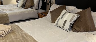 The Singlecote Hotel