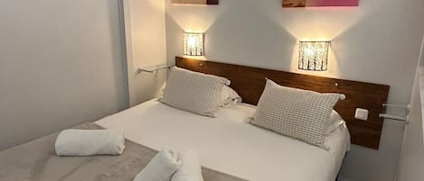 1 多间卧室、熨斗/熨衣板、旅行婴儿床、免费 WiFi