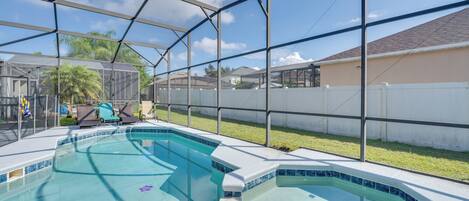 House (5 Bedrooms) | Front of property