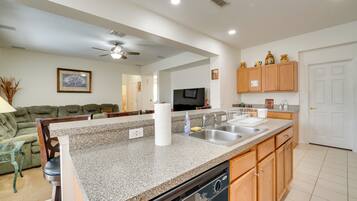 Rumah (5 Bedrooms) | Interior