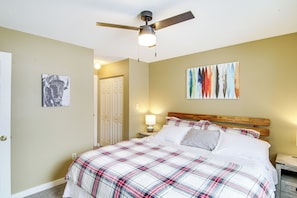 Apartment (2 Bedrooms) | Interior - First-floor Big Sky Condo With Hot Tub! (Big Sky)