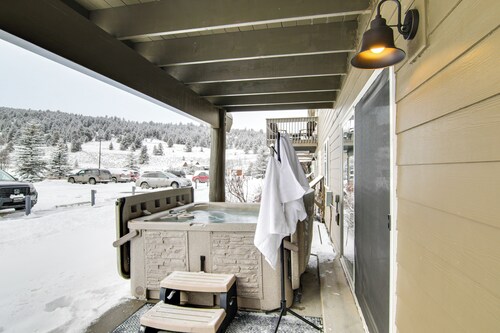 First-floor Big Sky Condo With Hot Tub!