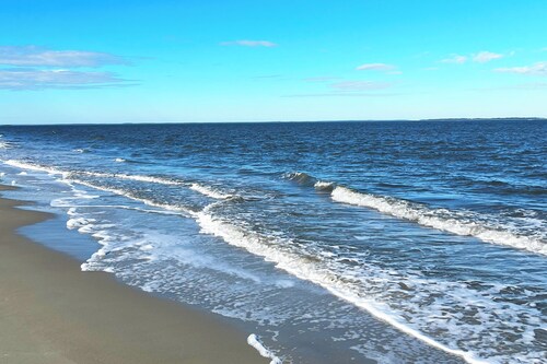 Beachfront Saint Helena Island Condo w/ Amenities!