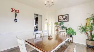 Rumah (4 Bedrooms) | Interior