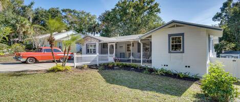 Cottage (3 Bedrooms) | Front of property