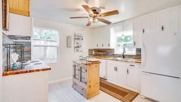 Cottage (3 Bedrooms) | Interior