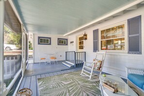 Cottage (3 Bedrooms) | Interior - Vintage Mount Dora Cottage w/ Screened Porch! (Mount Dora)