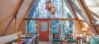 Deck & EV Charger: Pet-friendly Arnold Cabin!
