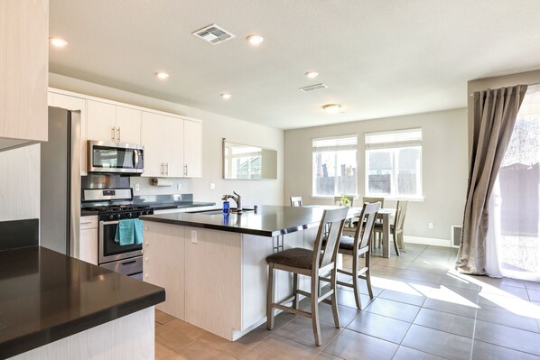 Talo (3 Bedrooms) | Sisätilat