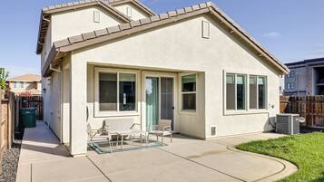 House (3 Bedrooms) | Bahagian dalam