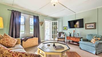 Cottage (2 Bedrooms) | Interior