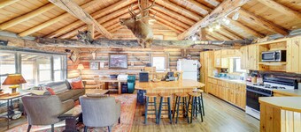 Yellowstone Cabin Getaway Near National Park