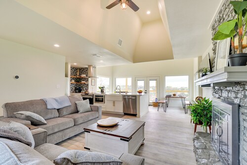 Serene Burnet Getaway w/ Buchanan Lake Views!