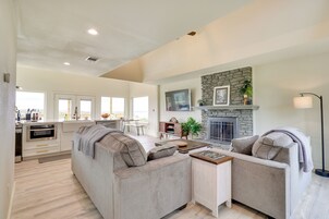 Casa (2 Bedrooms) | Interior