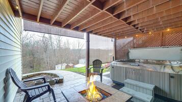 Apartment (0 Bedroom) | Interior