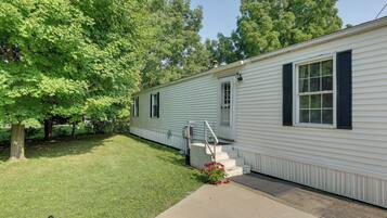 Rumah (2 Bedrooms) | Interior