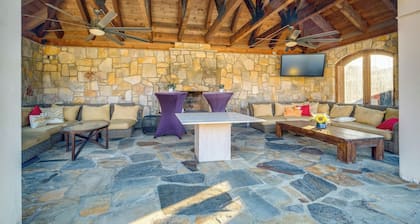 Elegant Paris Manor w/ Private Pool!