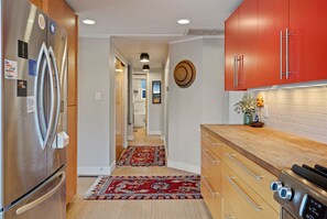 House, 2 Bedrooms | Interior - North West Nest 30 Day Minimum 2 Bedroom Home by RedAwning (Bend)