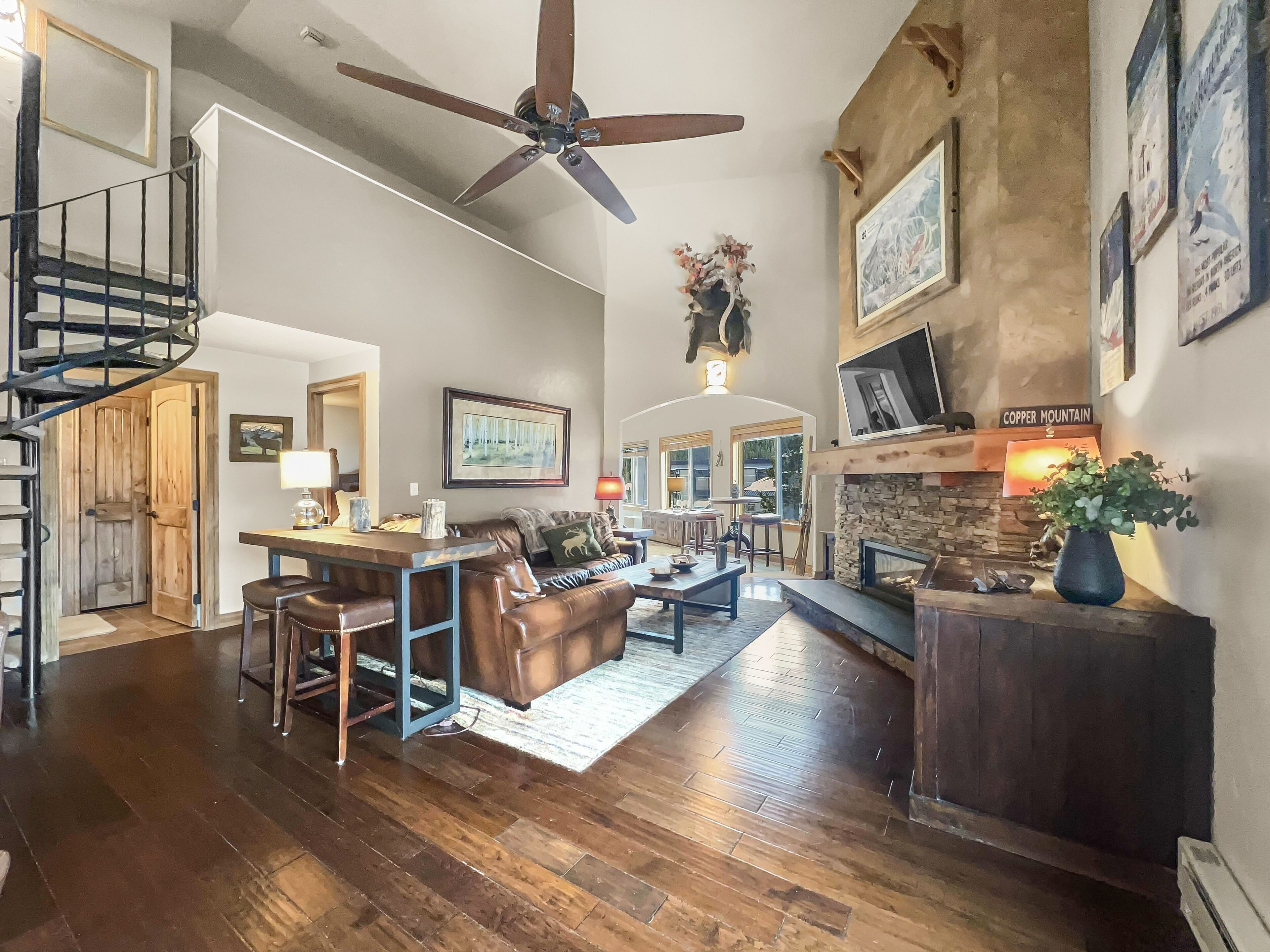 Condo, 3 Bedrooms | Dining