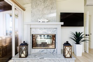 Interior - Stunning Panoramic Ocean Views! Breeders Cup Dates! (Del Mar)