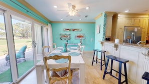 Dining - Augusta Antics 530 ~Golf Cart Included~Pet Friendly~Sandestin Resort (Miramar Beach)