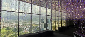 Dushi Secret Apartment for max 8 guests
on the 25th floor with amazing view 