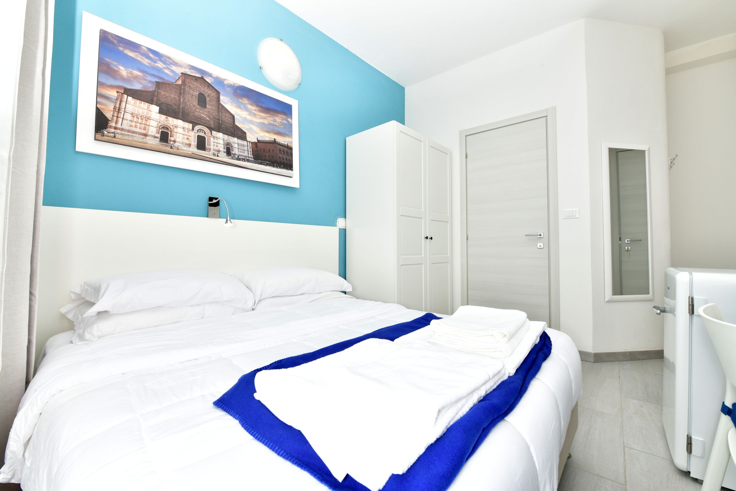 1 bedroom, desk, free WiFi, bed sheets