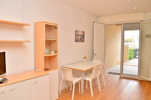 Villa, 2 Bedrooms, Balcony, Garden View | Living room - Elegant Villa Near the Beach-beahost (San Michele al Tagliamento)