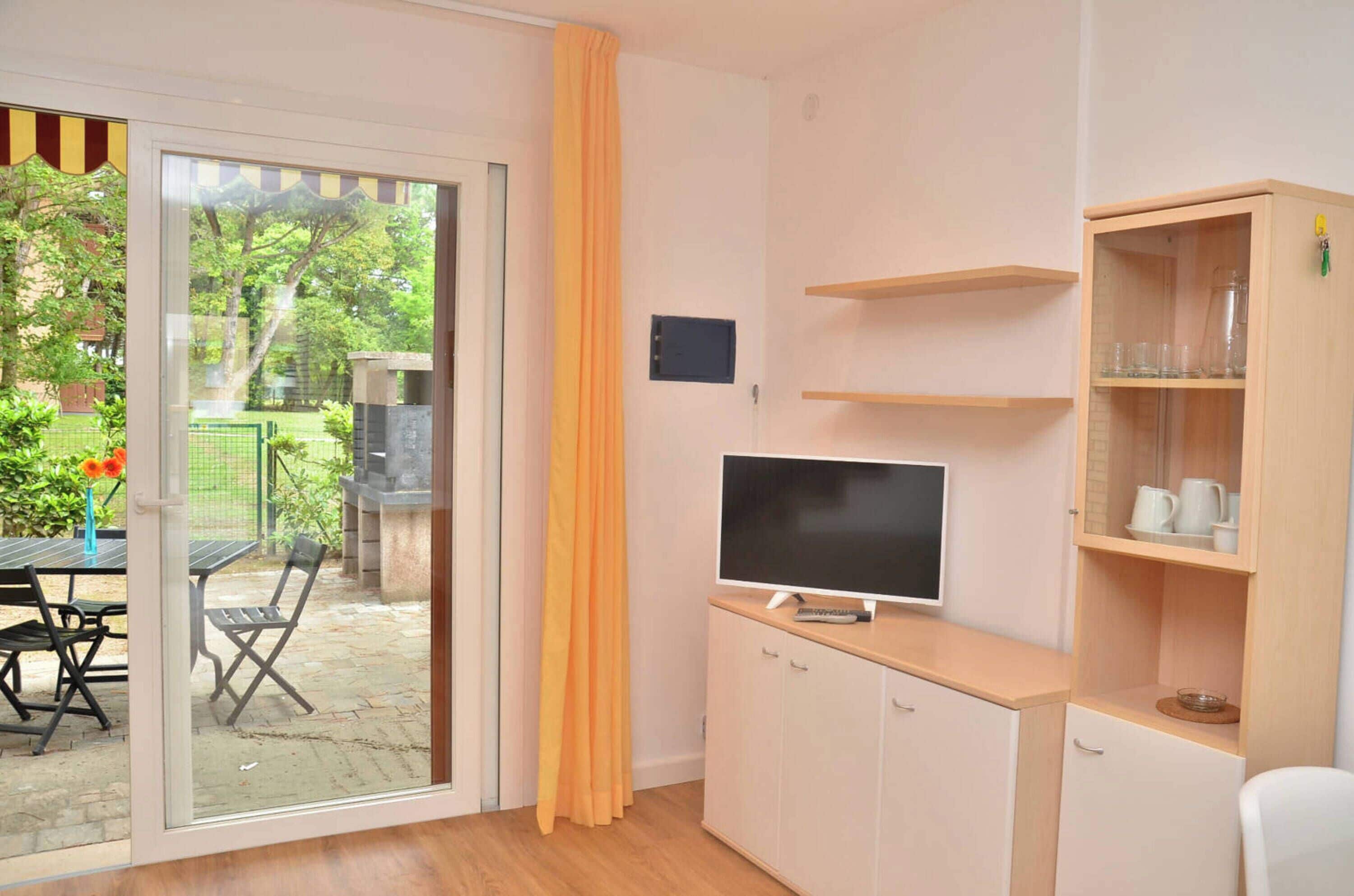 Villa, 2 slaapkamers, balkon, uitzicht op tuin | Kamervoorziening