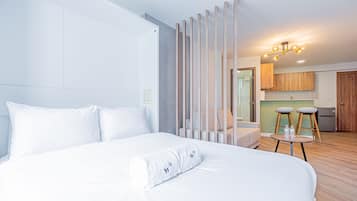 Apartemen (B) | 1 kamar tidur, seprai premium, setrika/meja setrika, dan Wi-Fi gratis