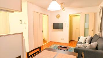 Family Condo, Non Smoking, Kitchen (C) | In-room dining