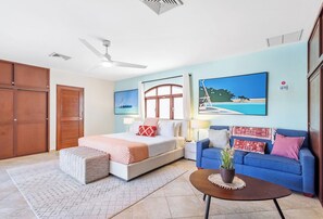 Room - Serene 4BR Villa: Pool Views Oasis near Palm Beach (Noord)