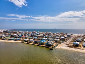 On the beach - Bayfront, amazing views, waterside decking, close to everything! – Sunscape (Dauphin Island)