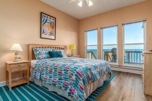 5 chambres, fer et planche à repasser, accès à Internet, literie fournie