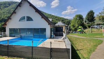 Innenpool, Außenpool