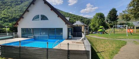 Indoor pool, outdoor pool