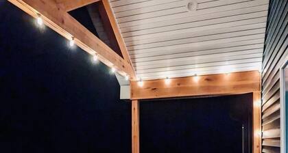 Nature getaway; beautiful Mountain Views, close to rivers, breweries & wineries.