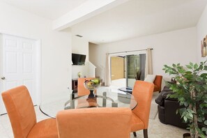Dining - Last Minute Disney Getaway! Townhouse with Private Pool. Book Now! #56083 (Orlando)